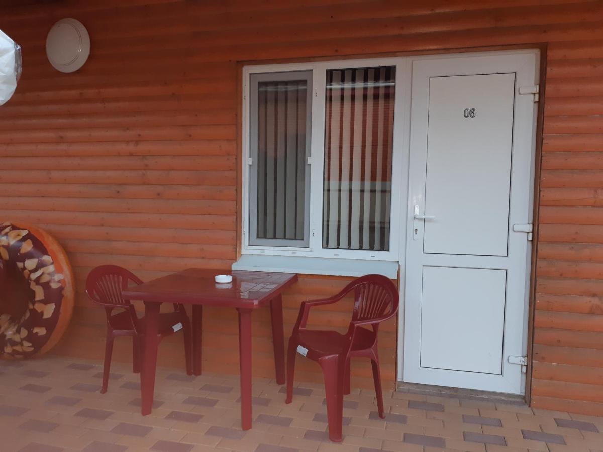 Отель Маленький Рай Zatoka Ngoại thất bức ảnh